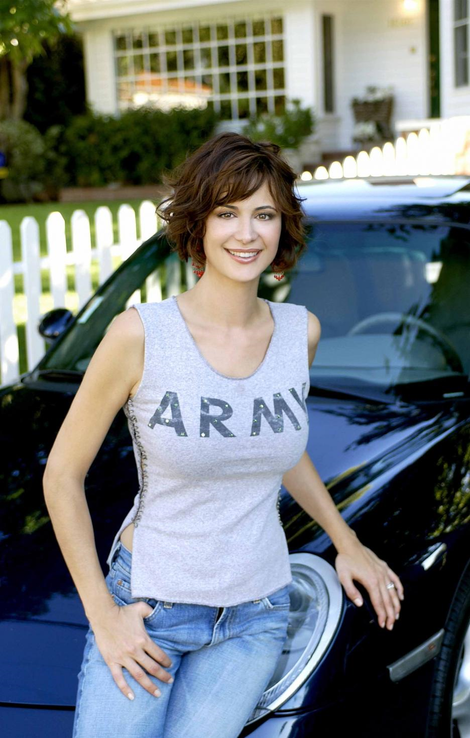 Catherine Bell Pictures. 