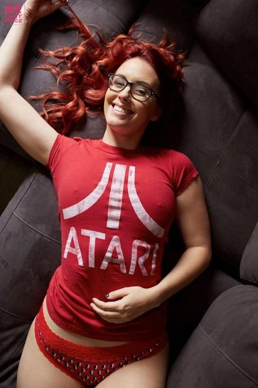 Meg Turney - Me in My Place