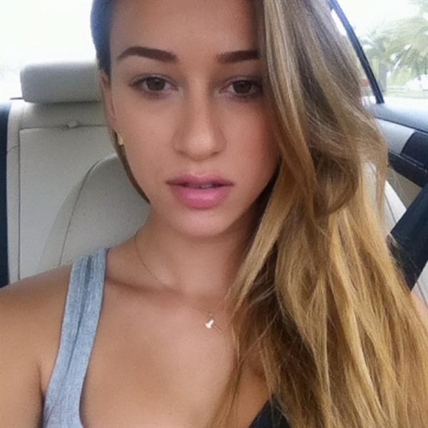 Cindy Prado taking a selfie