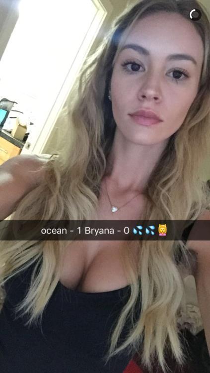 Bryana Holly taking a selfie