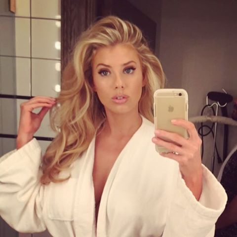 Charlotte McKinney taking a selfie