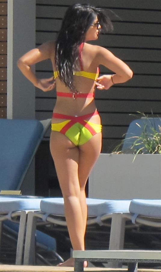 Jasmin Walia in a bikini - ass