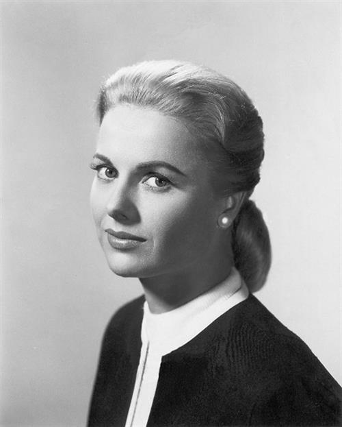 Martha Hyer