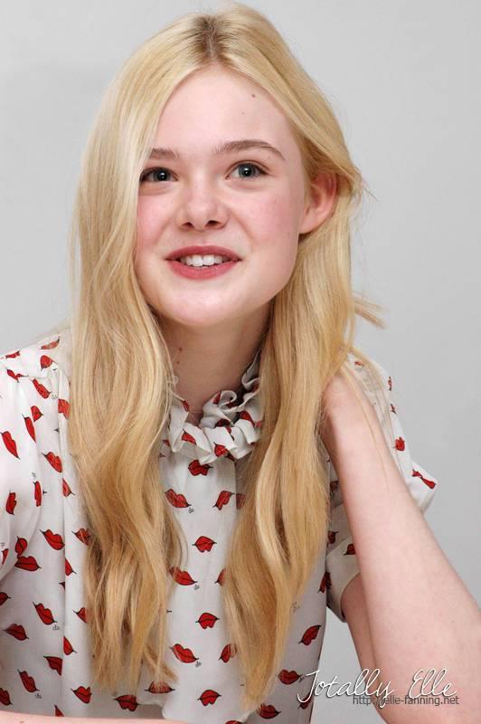 Elle Fanning