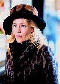 Gillian Anderson
