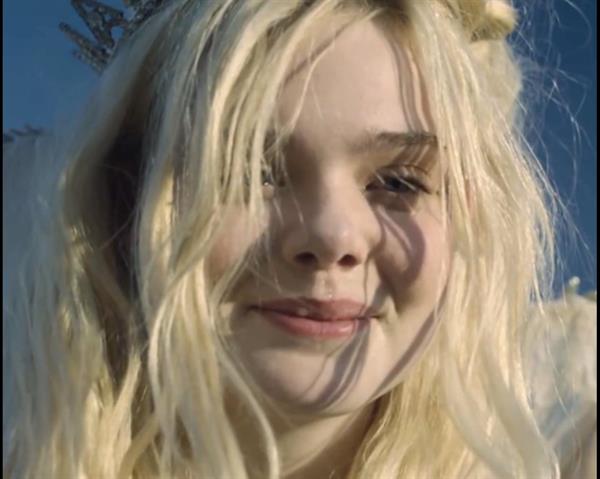 Elle Fanning