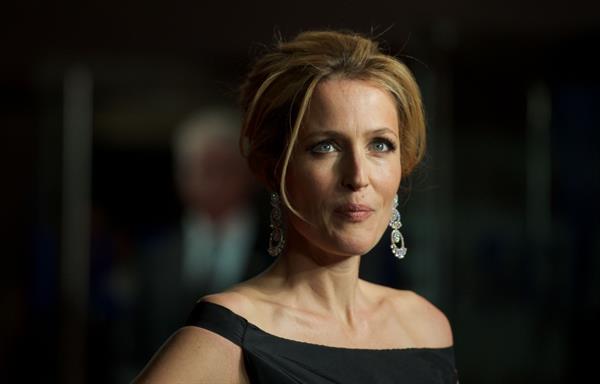 Gillian Anderson