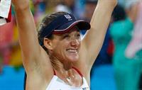 Kerri Walsh Jennings Pictures Kerri Lee Walsh-Jennings is an American professional beach volleyball player best known for playing with Misty May-Treanor in the Olympics in Athens 2004, Beijing 2008 and London 2012.
She also played in the Sydney 2000 Olympics on the U.S. women's indoor volleyball team