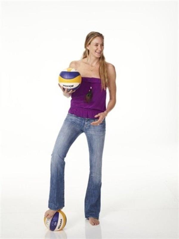 Kerri Lee Walsh-Jennings is an American professional beach volleyball player best known for playing with Misty May-Treanor in the Olympics in Athens 2004, Beijing 2008 and London 2012.

She also played in the Sydney 2000 Olympics on the U.S. women's indoor volleyball team