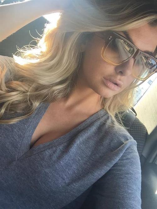 Emily Sears taking a selfie