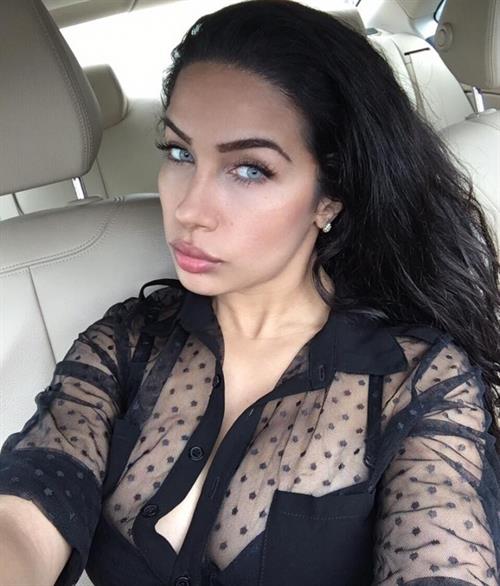 Nasia Jansen taking a selfie