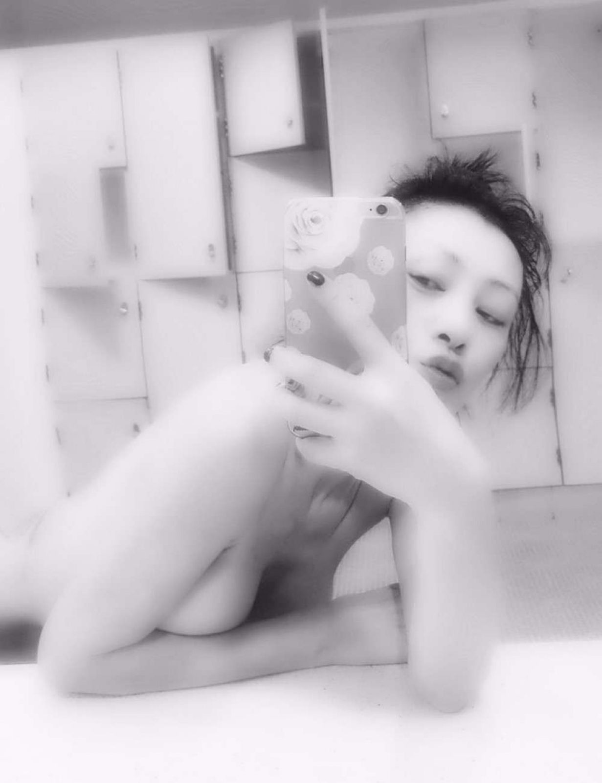 Bai Ling Nude Pictures. Rating = 6.86/10