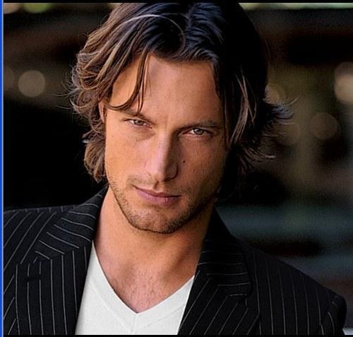 Gabriel Aubry Pictures (4 Images)