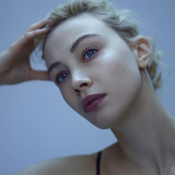 Sarah Gadon