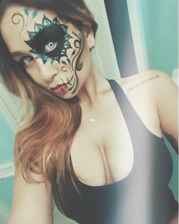 Alicia Michaela taking a selfie