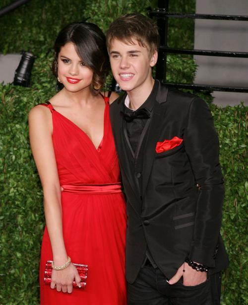 Selena Gomez Pictures Selena Gomez Vanity Fair Oscar party in West Hollywood on February 27, 2011