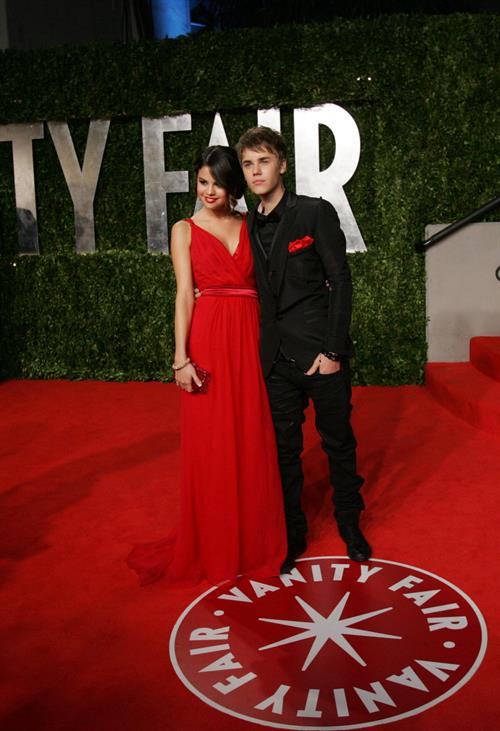 Selena Gomez Pictures Selena Gomez Vanity Fair Oscar party in West Hollywood on February 27, 2011