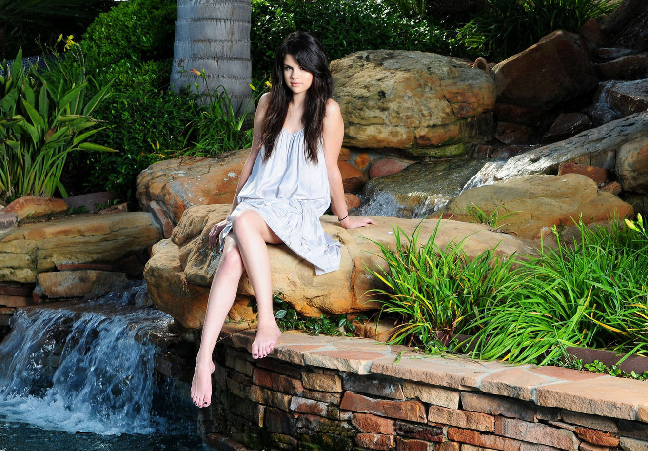 Selena Gomez unknown photoshoot 