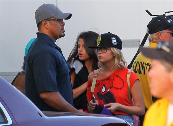 Selena Gomez, Vanessa Hudgens and Ashley Benson on the set of Spring Breakers on March 27, 2012