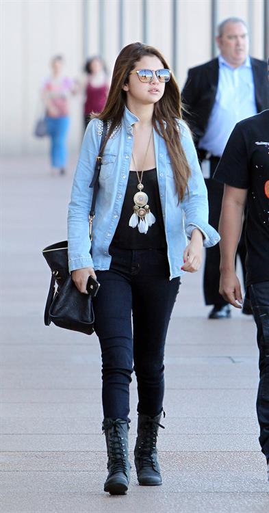 Selena Gomez goes shopping around Bondi Beach in Sydney on July 17, 2012 