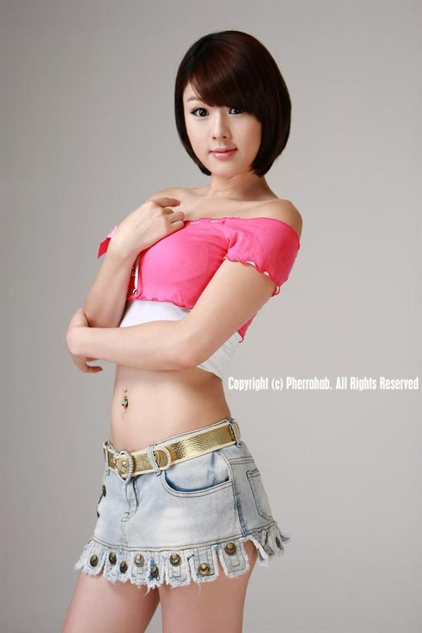 Hwang Mi Hee