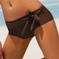 Jennifer Lamiraqui in a bikini