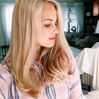 Emilie Voe Nereng taking a selfie