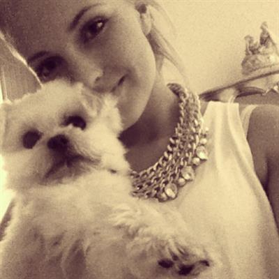 Emilie Voe Nereng taking a selfie