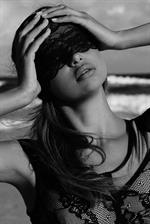 Samantha Harris (Australian Model)