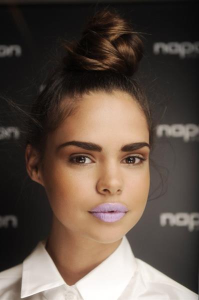 Samantha Harris (Australian Model)