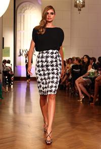 Samantha Harris (Australian Model)