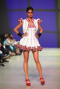 Samantha Harris (Australian Model)