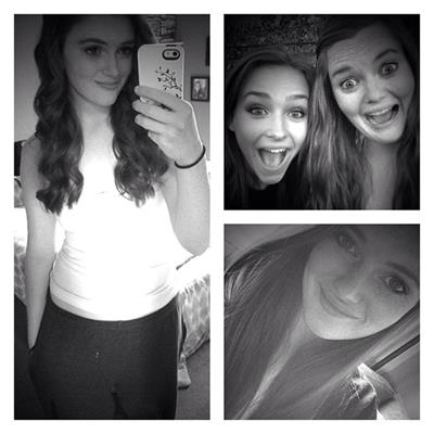 Rachael Leigh Cook taking a selfie