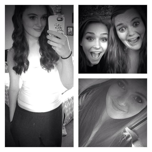 Rachael Leigh Cook taking a selfie