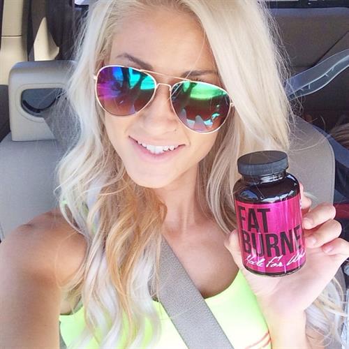 Alexa Jean Brown taking a selfie