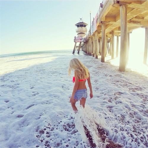 Alexa Jean Brown - ass