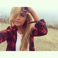 Nicola Hughes taking a selfie