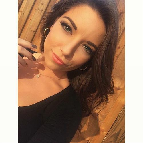 Brittney Rose taking a selfie