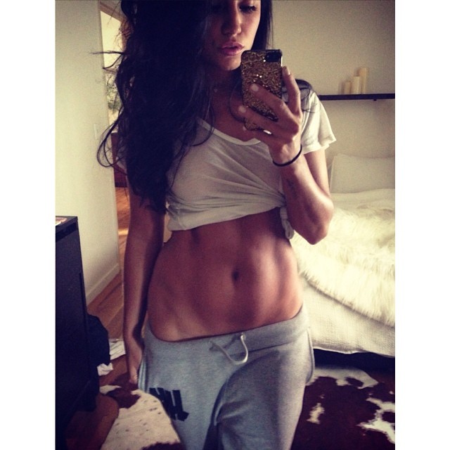 Mónica Alvarez taking a selfie