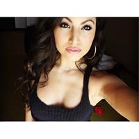 Mónica Alvarez taking a selfie