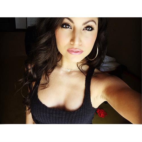 Mónica Alvarez taking a selfie