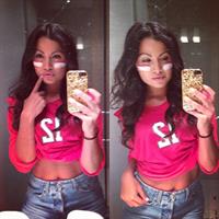 Mónica Alvarez taking a selfie