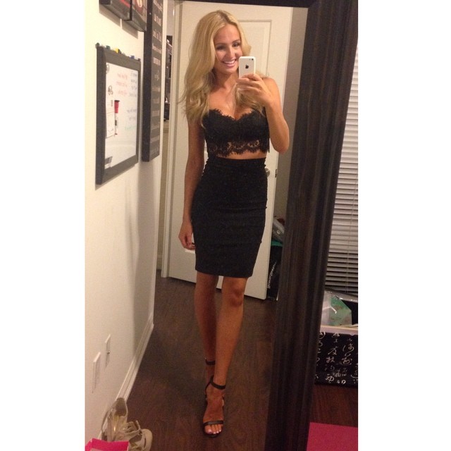 Mackenzie White taking a selfie