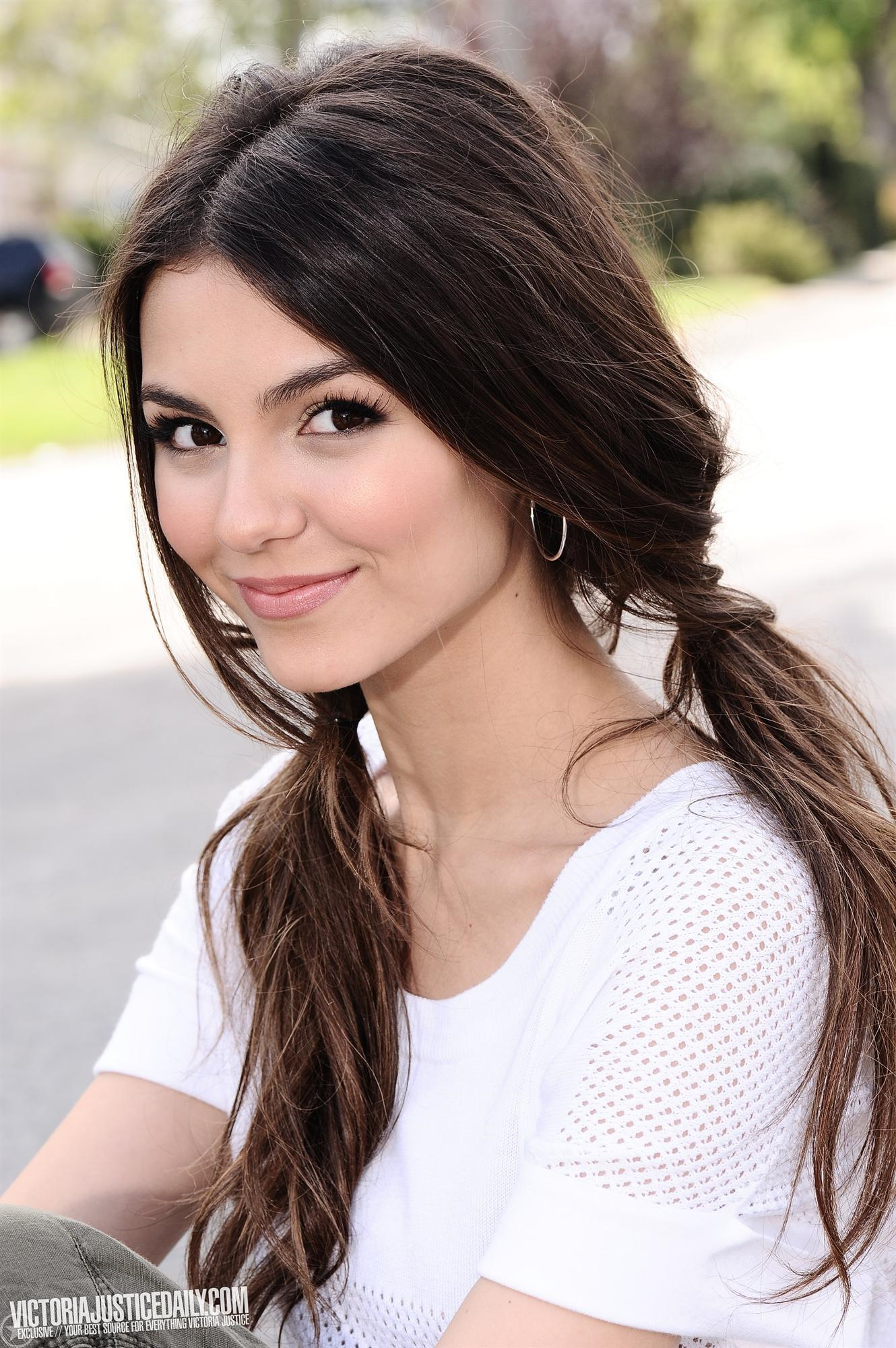 Victoria Justice 2011