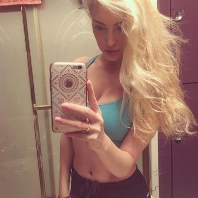 Anna Faith Carlson taking a selfie