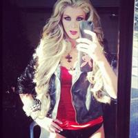 Sheridyn Fisher taking a selfie