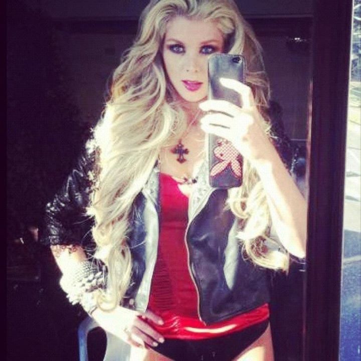 Sheridyn Fisher taking a selfie