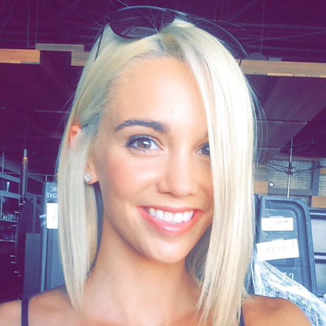 Caitlin Arnett taking a selfie