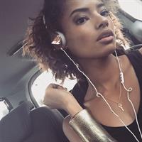 Malaika Firth taking a selfie