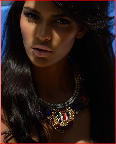 Cris Urena taking a selfie